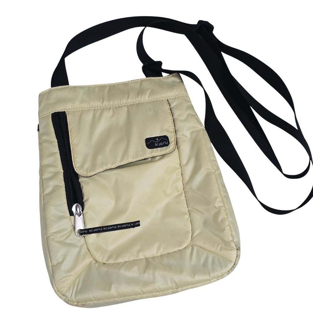 KAVU Crossbody Bag Quilted Nylon Messenger Travel Pouch Pale Yellow Cream 4781